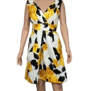 Corey P. Women's Dress yellow Rose's, white and green SZ 6 NWT